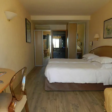 Grand Moriaz Szálloda 3*